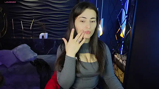 KylieMellow online show from 15, 3, 2025