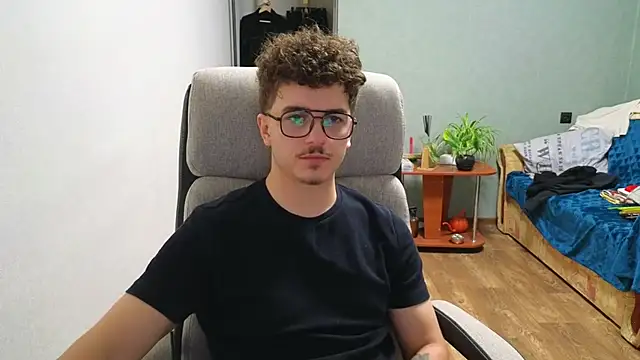 Remy Miles online show from 10, 11, 2025