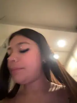 Alyshanon18 online show from 27, 12, 2024