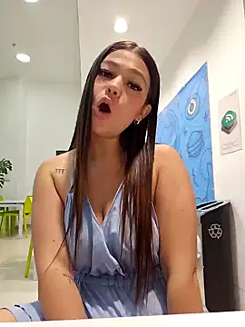 Alyshanon18 online show from 2, 1, 2025