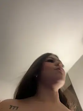 Alyshanon18 online show from 13, 3, 2025