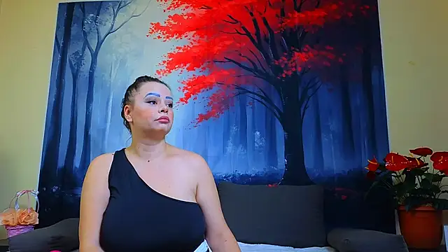 Snapshot of ElizabethEven chatting on 11, 2, 2025 ElizabethEven online show from 11, 2, 2025