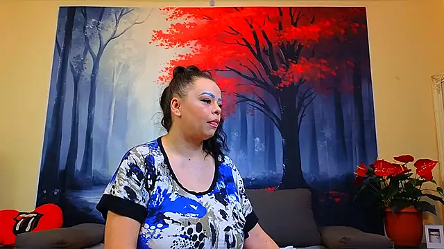 Snapshot of ElizabethEven chatting on 21, 2, 2025 ElizabethEven online show from 21, 2, 2025