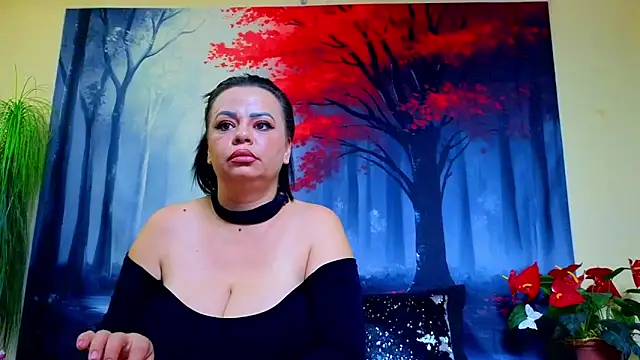 Snapshot of ElizabethEven chatting on 4, 11, 2025 ElizabethEven online show from 4, 11, 2025