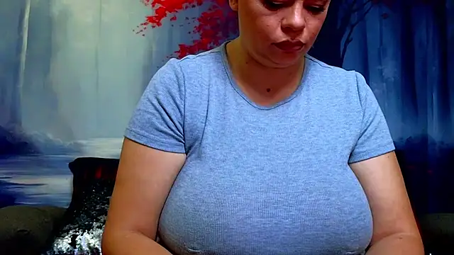 Snapshot of ElizabethEven chatting on 14, 12, 2025 ElizabethEven online show from 14, 12, 2025