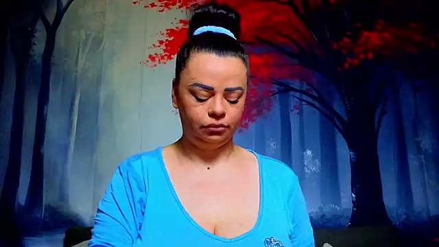 Snapshot of ElizabethEven chatting on 8, 3, 2026 ElizabethEven online show from 8, 3, 2026