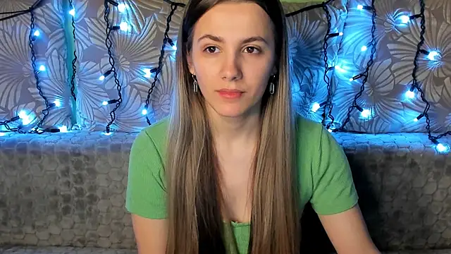 MaggieCake online show from 9, 2, 2025