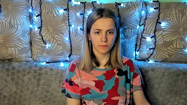 MaggieCake online show from 14, 3, 2025