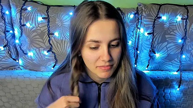 MaggieCake online show from 10, 2, 2026