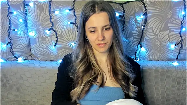 MaggieCake online show from 28, 4, 2026