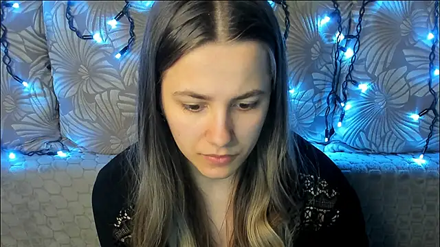 MaggieCake online show from 3, 5, 2026