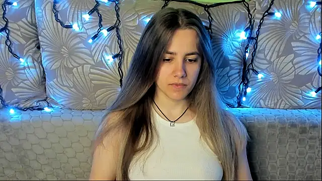 MaggieCake online show from 4, 5, 2026