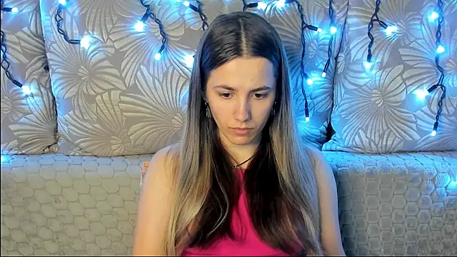 MaggieCake online show from 1, 6, 2026