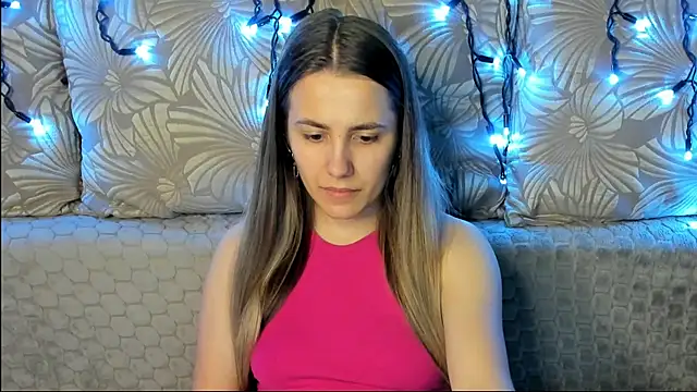 MaggieCake online show from 26, 6, 2026