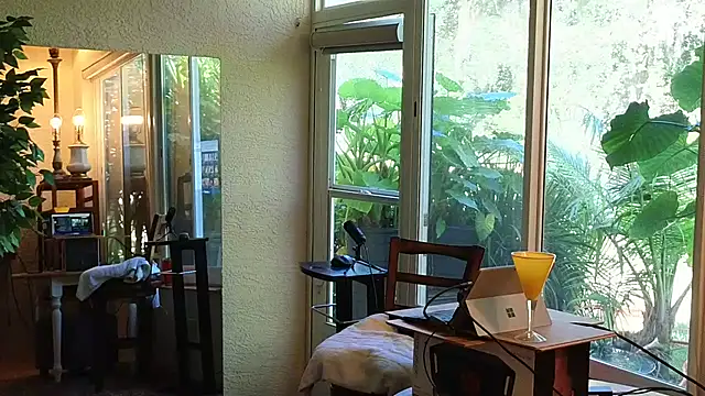 eliberator1777 online show from 12, 10, 2025