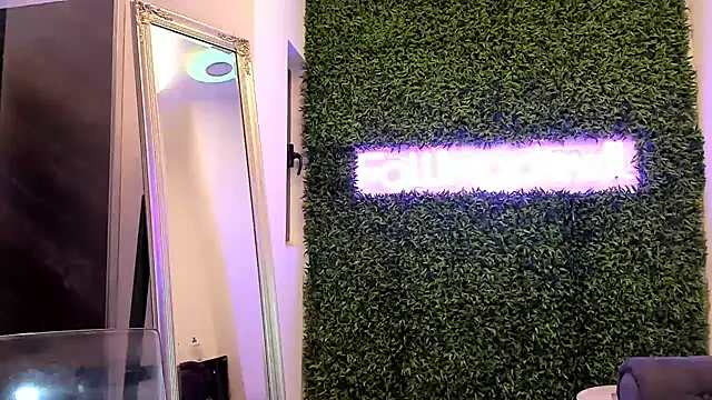 realhotfallingdevil online show from 6, 12, 2024