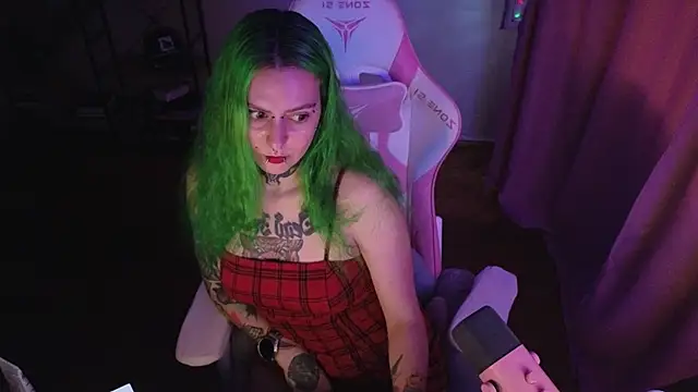Ginger Stay online show from 28, 7, 2026