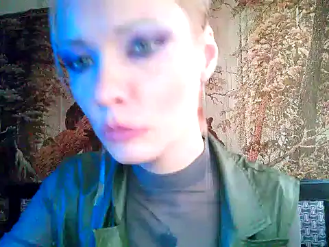 WildMissNiks online show from 2, 2, 2025