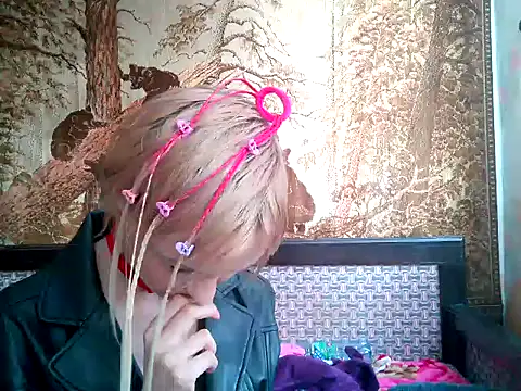 WildMissNiks online show from 25, 2, 2025