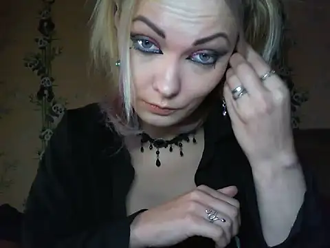 Snapshot of WildMissNiks chatting on 2, 6, 2026 WildMissNiks online show from 2, 6, 2026