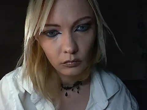 WildMissNiks online show from 29, 7, 2026
