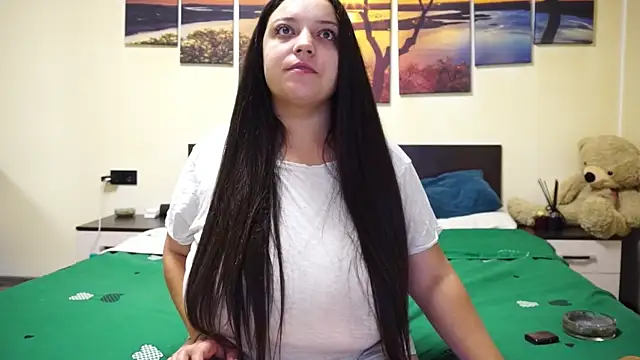 adelline online show from 29, 10, 2025