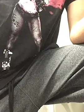 Snapshot of 69RIPsta69 chatting on 10, 3, 2025 69RIPsta69 online show from 10, 3, 2025