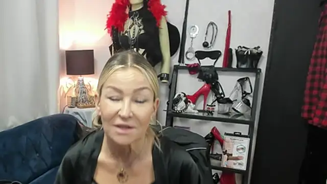 crystaLUX online show from 8, 7, 2026
