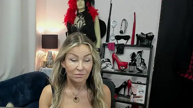 crystaLUX online show from 4, 8, 2026