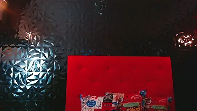 PINK  LOLA1 online show from 12, 2, 2025