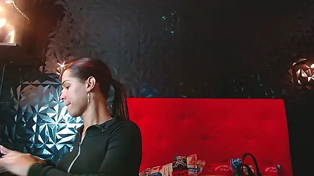 PINK  LOLA1 online show from 18, 2, 2025