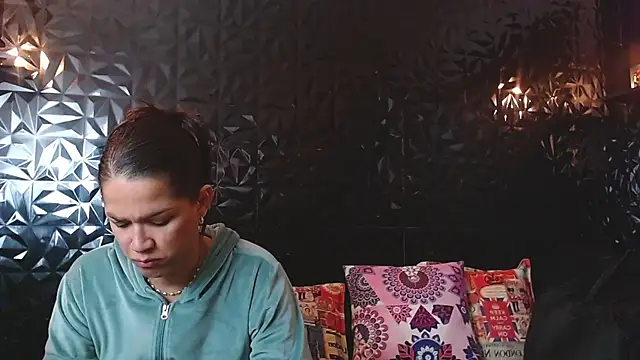 PINK  LOLA1 online show from 15, 9, 2025