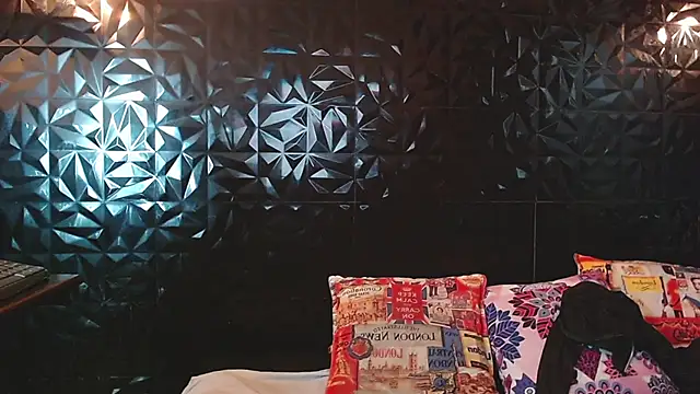 PINK  LOLA1 online show from 24, 4, 2026