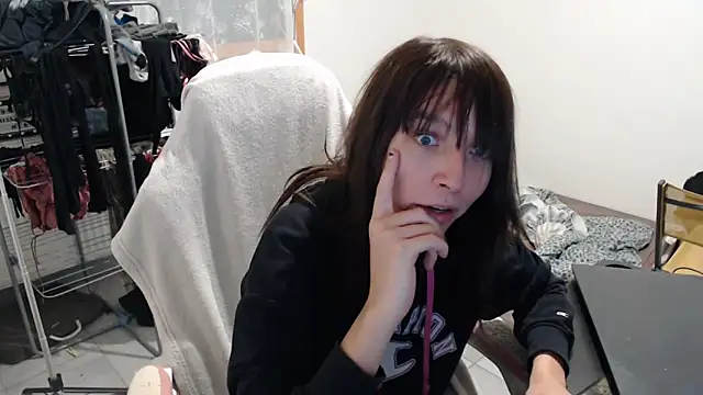 missthon0 online show from 11, 9, 2025