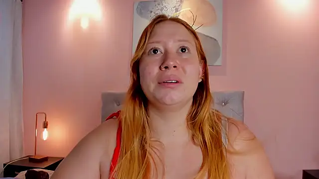 Snapshot of hannamartinn chatting on 16, 9, 2025 hannamartinn online show from 16, 9, 2025