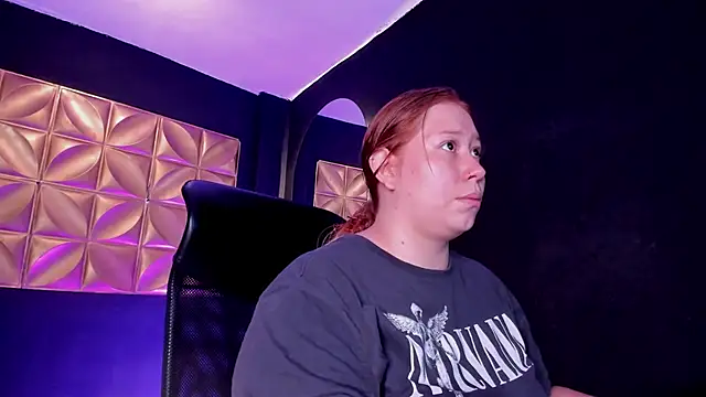 Snapshot of hannamartinn chatting on 24, 9, 2025 hannamartinn online show from 24, 9, 2025