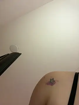 KallyMyller1 online show from 11, 4, 2026