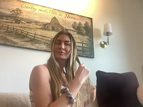 Alyssa rhoades online show from 2, 6, 2026