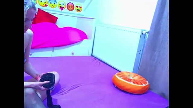 evehotty online show from 19, 11, 2025