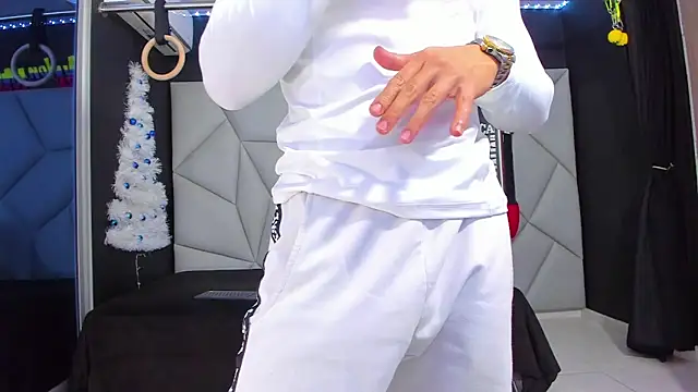 Aydenmiller96 online show from 27, 12, 2024