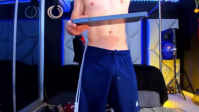 Aydenmiller96 online show from 23, 4, 2026