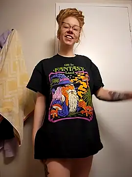 Snapshot of LucidLucy chatting on 22, 12, 2024 LucidLucy online show from 22, 12, 2024