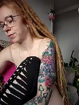 Snapshot of LucidLucy chatting on 31, 12, 2024 LucidLucy online show from 31, 12, 2024