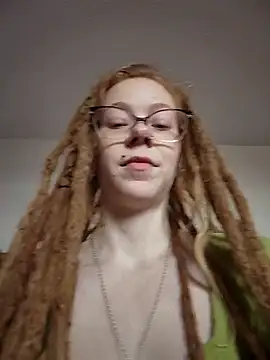 Snapshot of LucidLucy chatting on 13, 3, 2025 LucidLucy online show from 13, 3, 2025