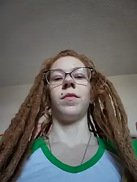 Snapshot of LucidLucy chatting on 17, 3, 2025 LucidLucy online show from 17, 3, 2025