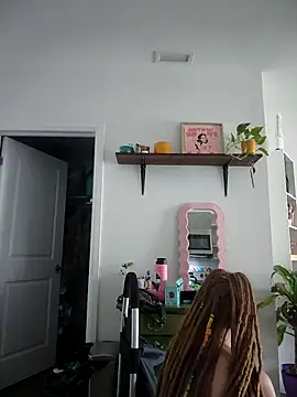 LucidLucy online show from 22, 2, 2026