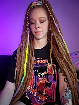 LucidLucy online show from 12, 4, 2026