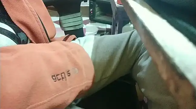 Snapshot of growing20yo chatting on 28, 12, 2024 growing20yo online show from 28, 12, 2024