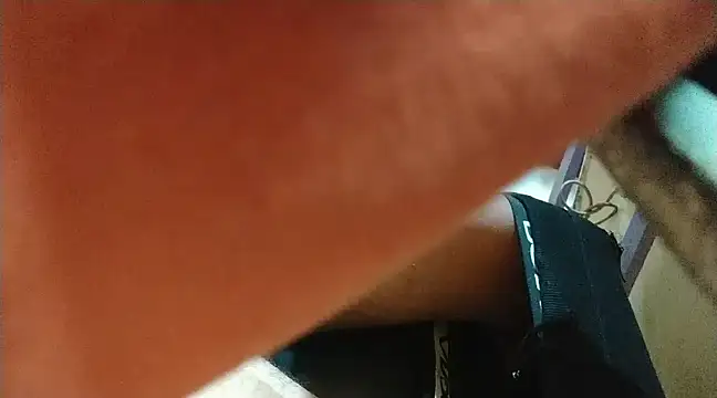 Snapshot of growing20yo chatting on 23, 3, 2025 growing20yo online show from 23, 3, 2025