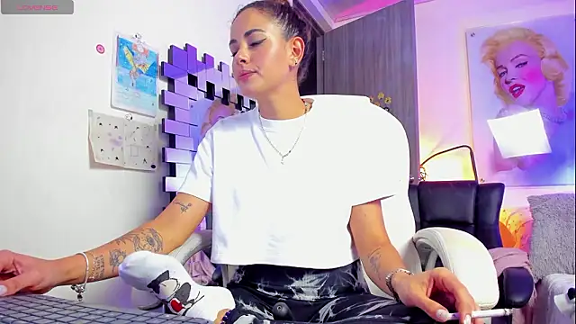 Snapshot of KimberlySaen chatting on 13, 2, 2026 KimberlySaen online show from 13, 2, 2026